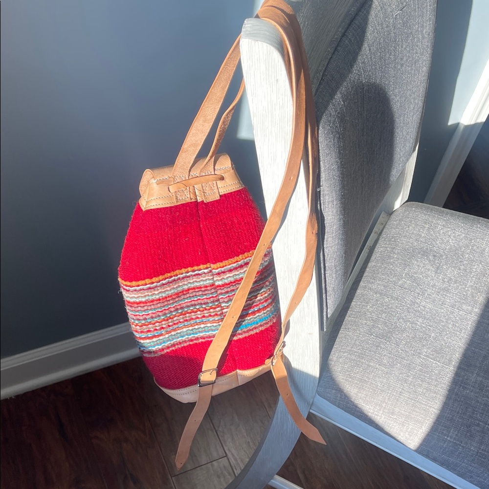 Handcrafted Leather Bucket Backpack‎ - Picture 4 of 5